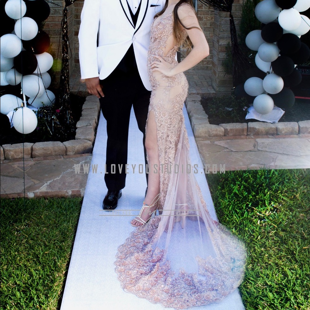 Prom dress